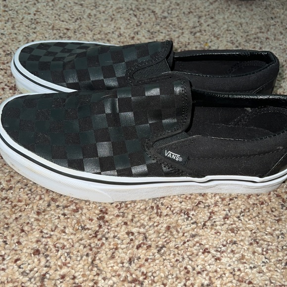Women’s black checkered Vans size 8 - Picture 2 of 5